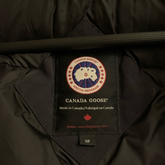 Canada Goose Kensington Parka - Picture 8 of 11